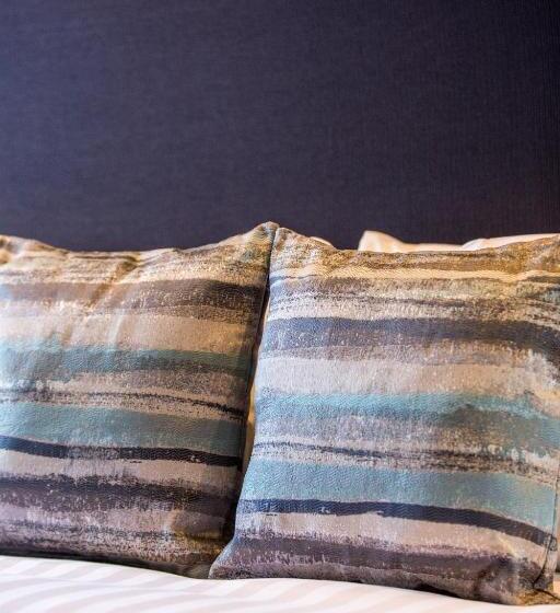 スタンダードシングルルーム, No5 Durley Road Contemporary Serviced Rooms And Suites No Food Available