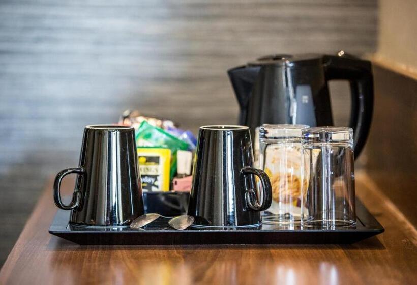 スタンダードルーム, No5 Durley Road Contemporary Serviced Rooms And Suites No Food Available