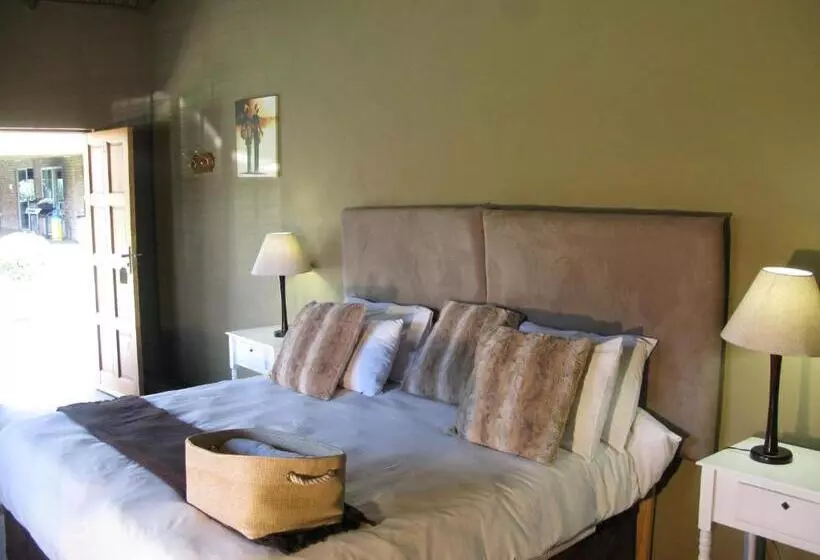 اتاق استاندارد, Aero Airport Lodge