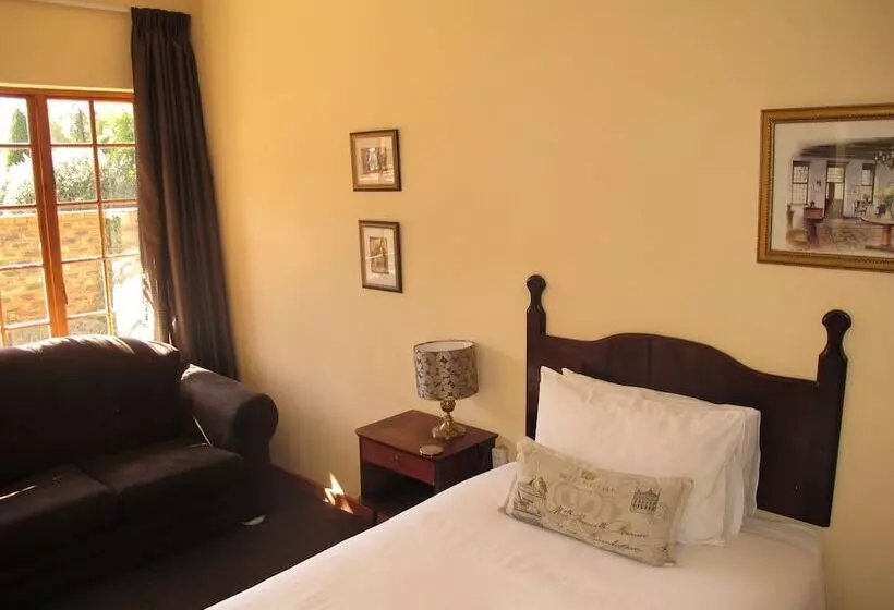 اتاق استاندارد, Aero Airport Lodge