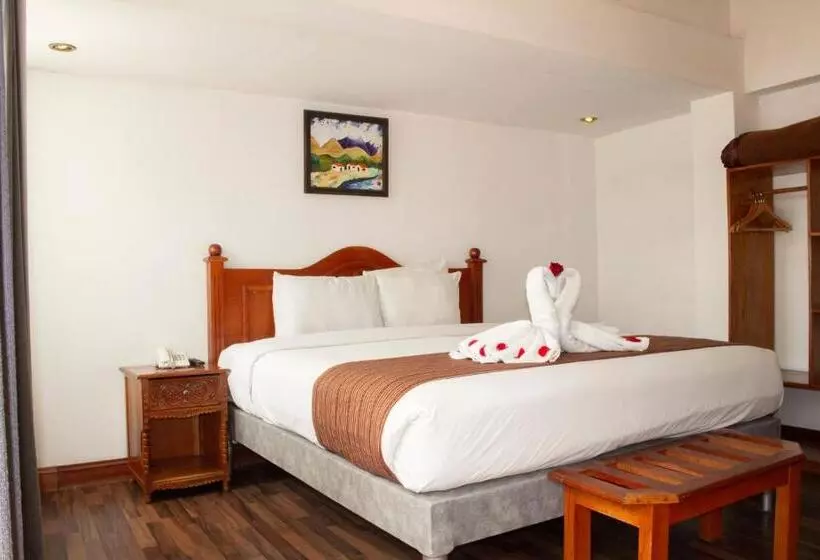 Deluxe Zimmer mit Balkon, Amerinka