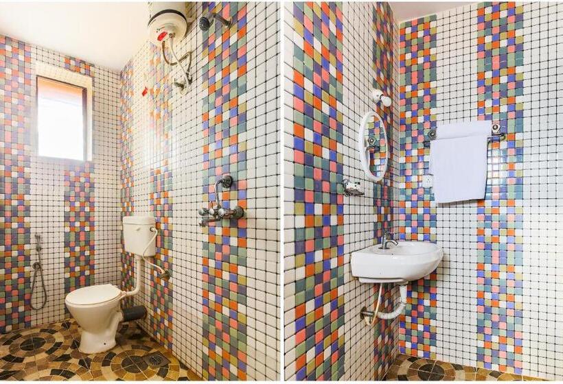 Quarto Estandar, Fabhotel Ashirwad