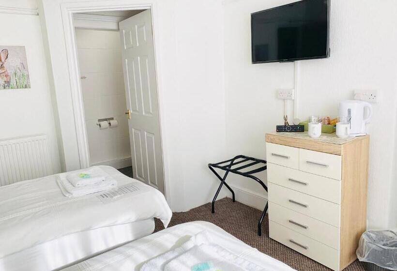 标准间, Cambrian House