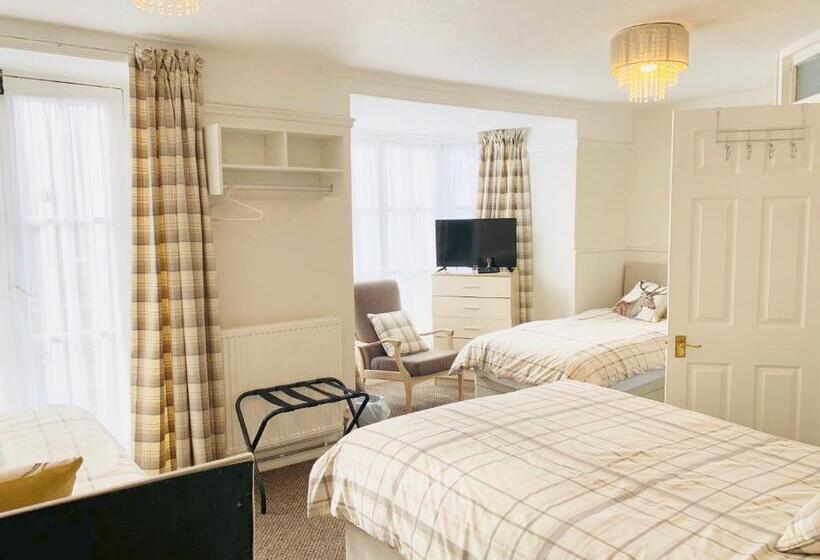 家庭间, Cambrian House