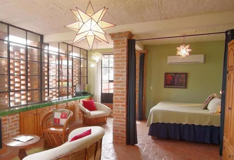 اتاق سوپریور با تخت بزرگ, Casa De La Noche