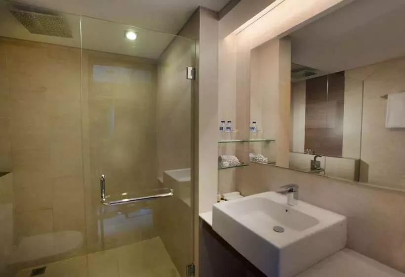 バルコニー付きデラックスルーム, D Primahotel Seminyak