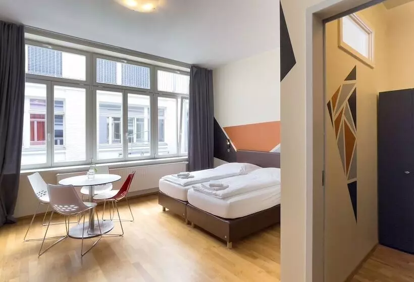 اتاق سوپریور خانوادگی, Five Elements Hostel Leipzig