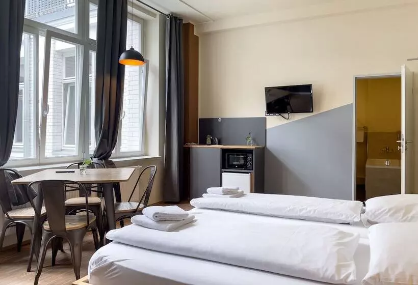 اتاق استاندارد چهار تخته, Five Elements Hostel Leipzig