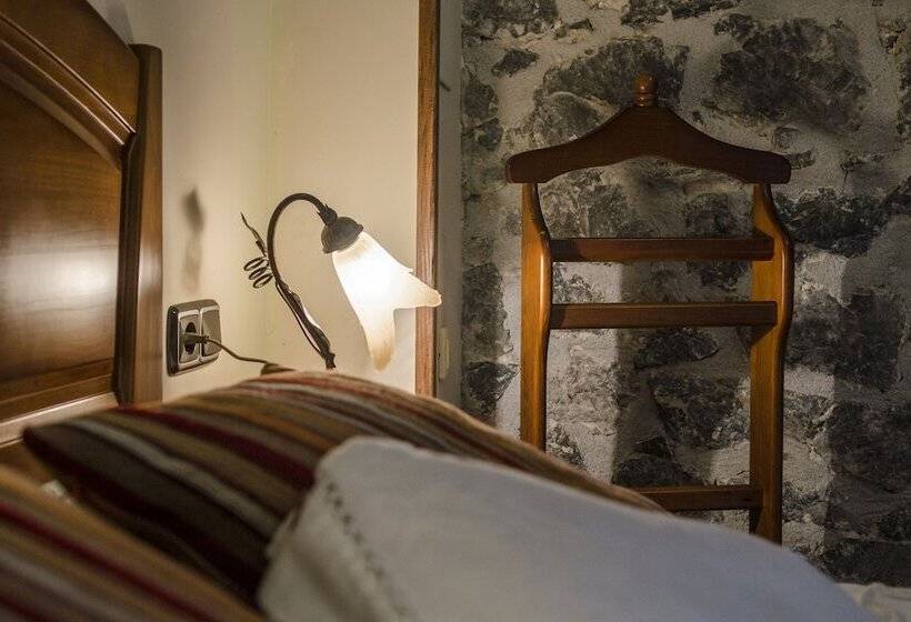 Номер Стандарт, Hostal Rural Elosta
