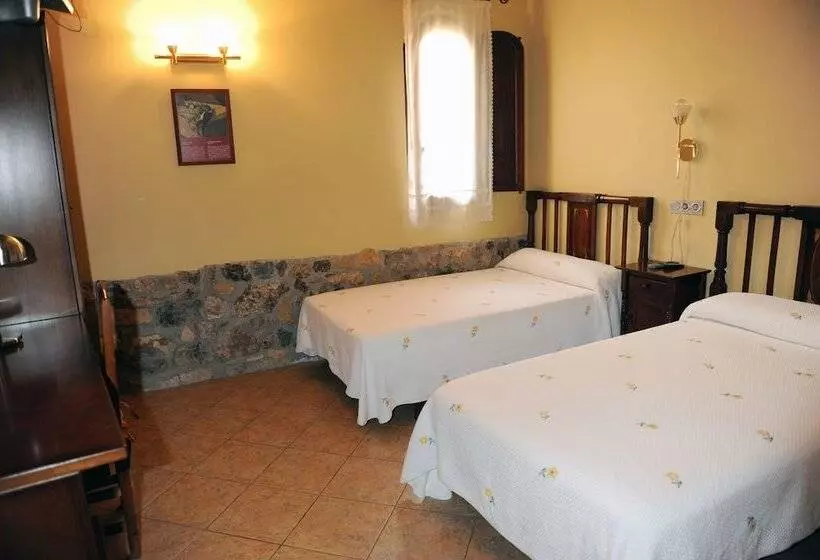 Standard Triple Room, Restaurante Verdia