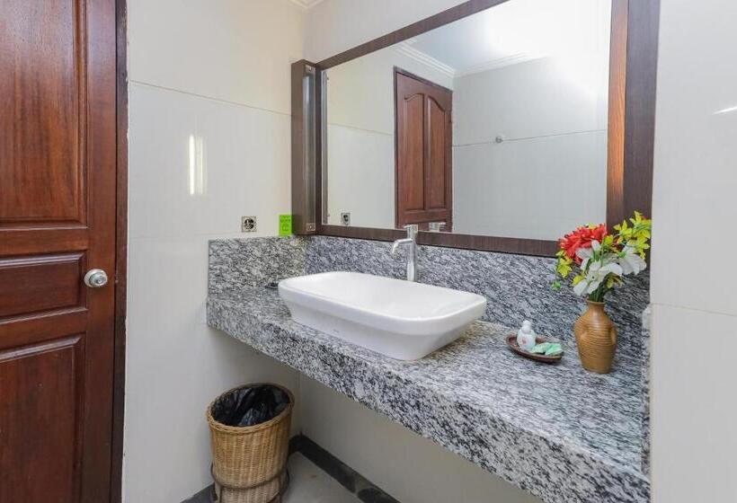 スイート, Urbanview Hotel Taman Suci Denpasar Bali