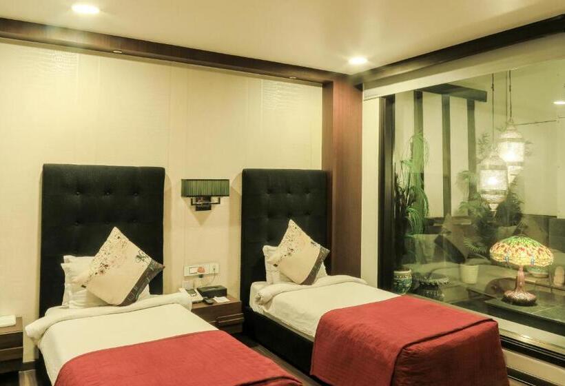 Номер Deluxe, The Nanee Suites