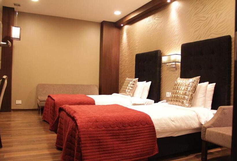 Номер Премиум, The Nanee Suites