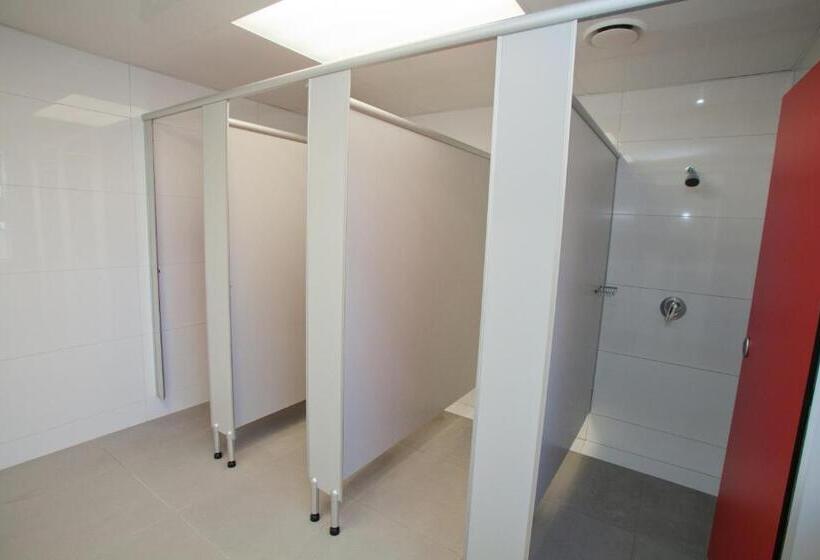 标准单人间共用浴室, Ymca Hostel