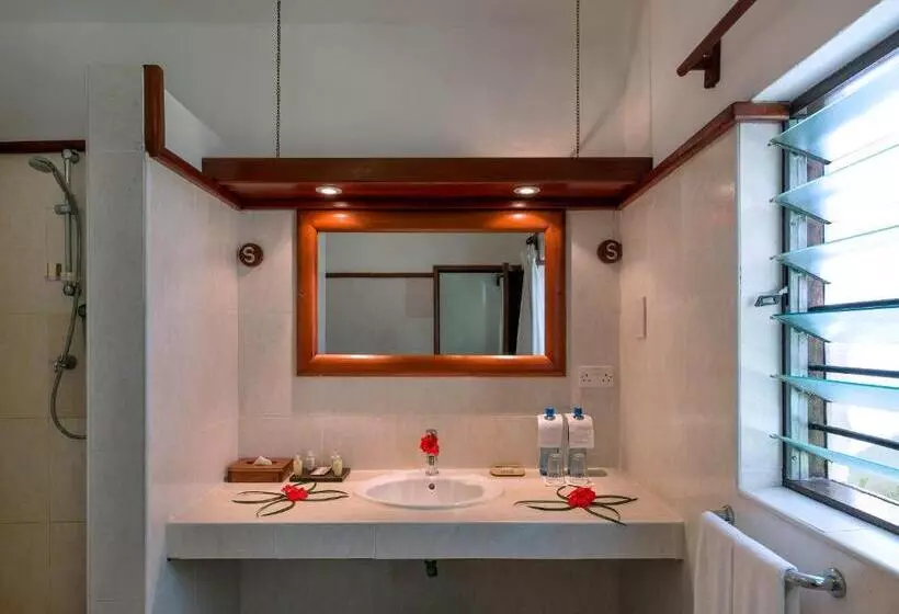 اتاق لوکس خانوادگی, Diamonds Malindi