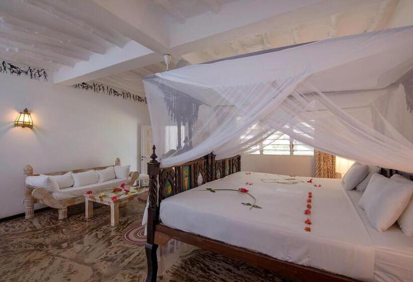 سوییت جونیور, Diamonds Malindi