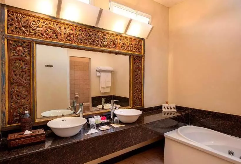 سوئیت جونیور با استخر, Diamonds Malindi