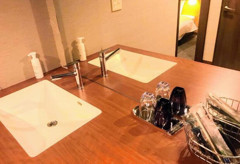 Номер Superior, Dormy Inn Hiroshima