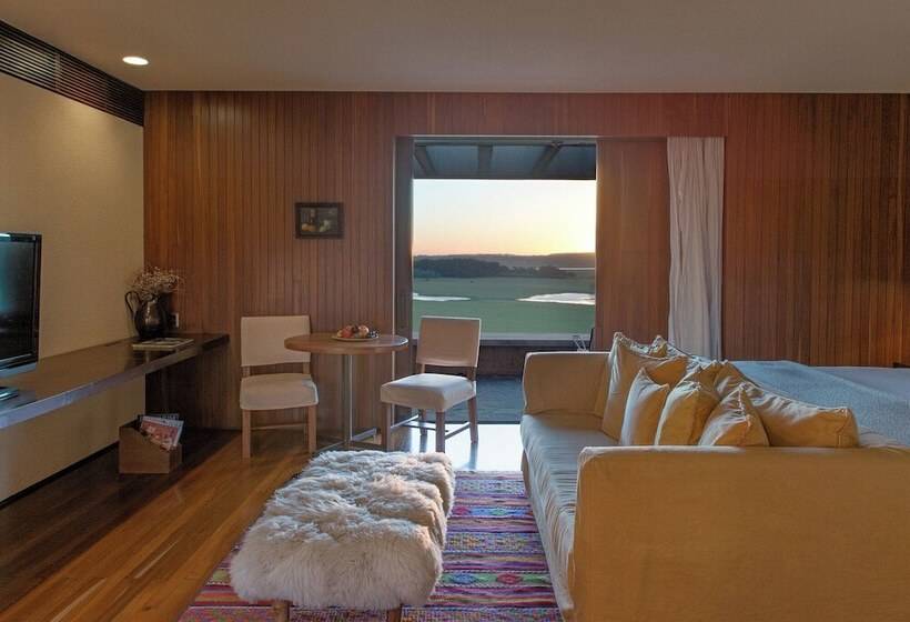 بانگلوی لوکس, Fasano Punta Del Este