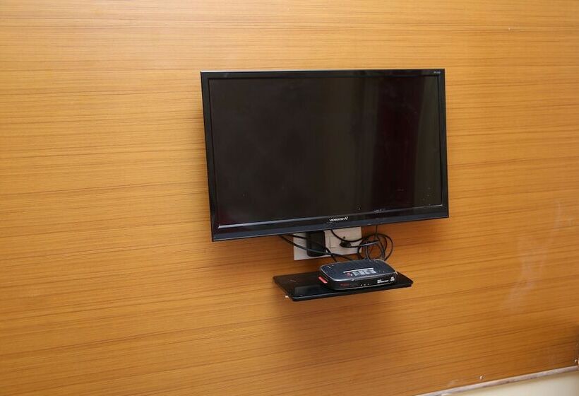 غرفة تنفيذية, Gupta Inn