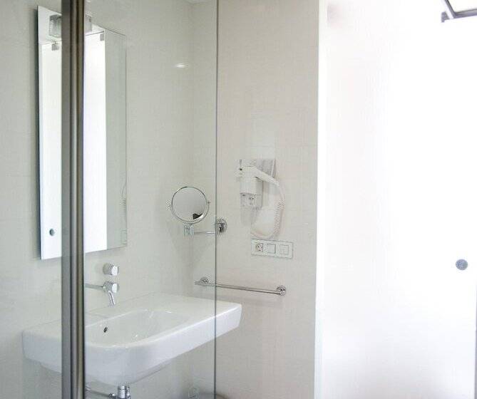 غرفة قياسية, Hospedería Conventual Sierra De Gata