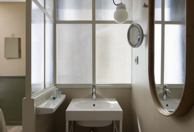 スーペリアールーム, Le Petit Beaumarchais Hotel & Spa