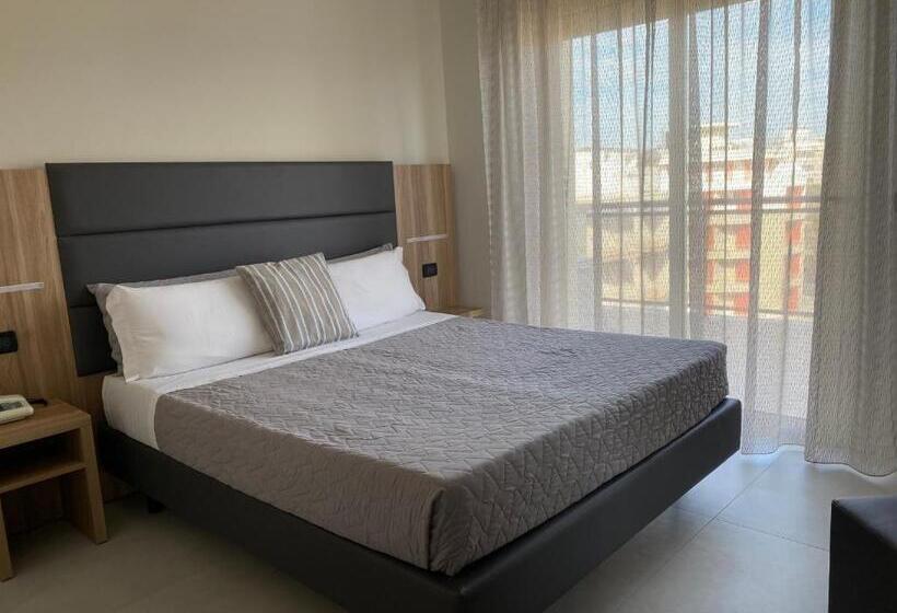 주니어 스위트, Londra