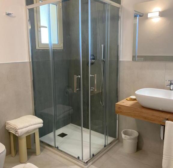 주니어 스위트, Londra