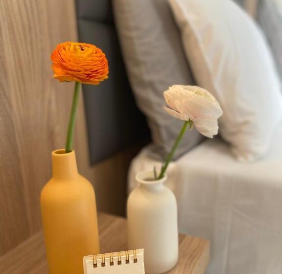 주니어 스위트, Londra