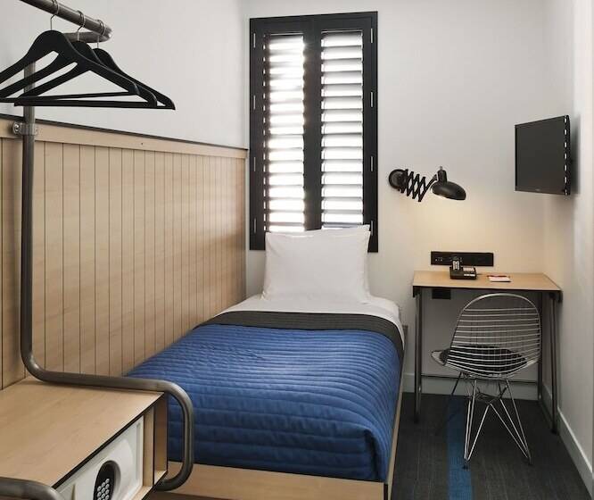 스탠다드 싱글 룸, Pod 39