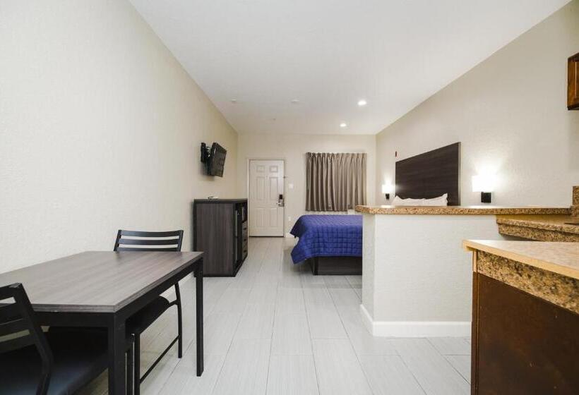 스위트 킹사이즈 침대, Winchester Inn And Suites Humble/iah/north Houston