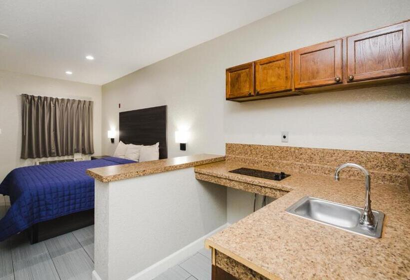 스위트 킹사이즈 침대, Winchester Inn And Suites Humble/iah/north Houston