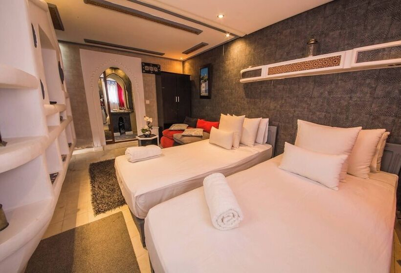 标准间, Riad Hicham