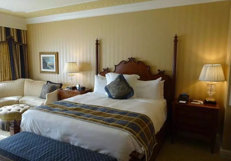 キングサイズベッドのスイートルーム, Fairmont Grand Del Mar