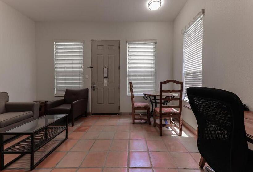 غرفة قياسية, The Bungalows On Shary, Mission Mcallen