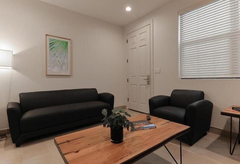 غرفة سوبيريور سرير كينج, The Bungalows On Shary, Mission Mcallen