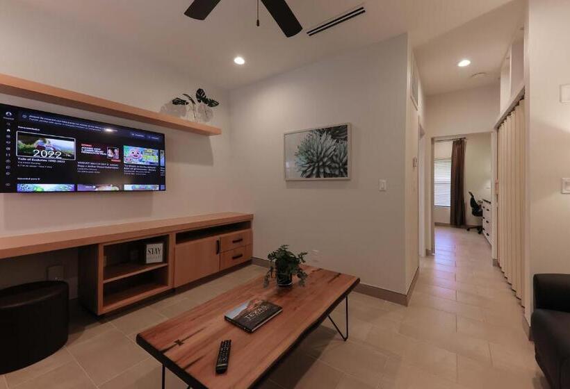 غرفة سوبيريور سرير كينج, The Bungalows On Shary, Mission Mcallen