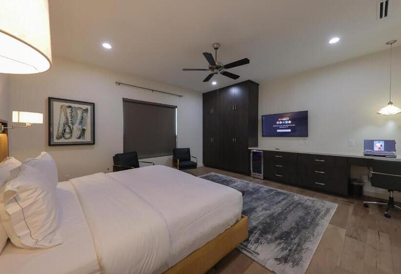 غرفة قياسية سرير كينج, The Bungalows On Shary, Mission Mcallen