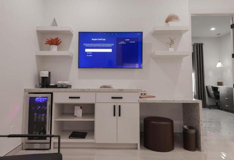 Номер Deluxe Кровать Кинг, The Bungalows On Shary, Mission Mcallen