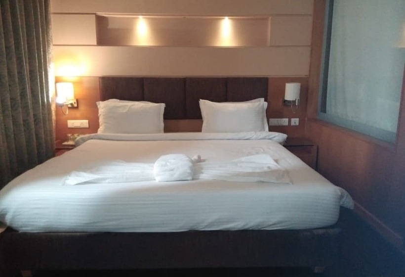 スタンダードルーム, Cambay Sapphire Neemrana