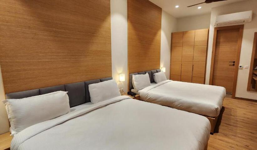 Quarto Familiar, Gorbandh