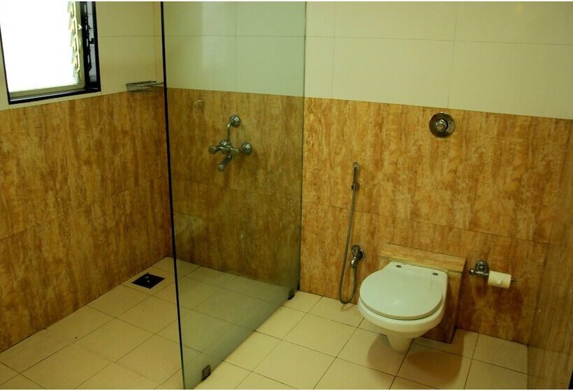 اتاق لوکس, Madhav International Pune Railway Station