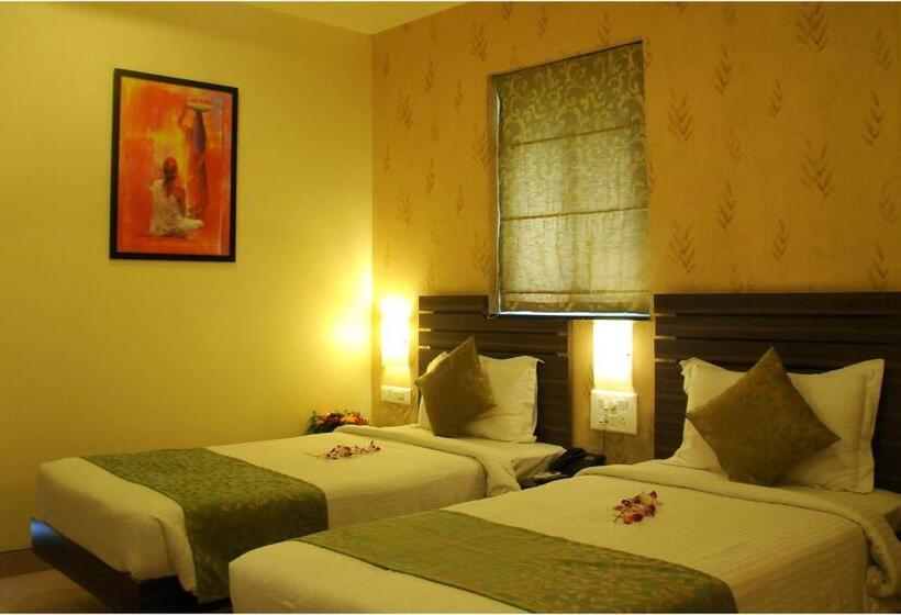 اتاق لوکس, Madhav International Pune Railway Station