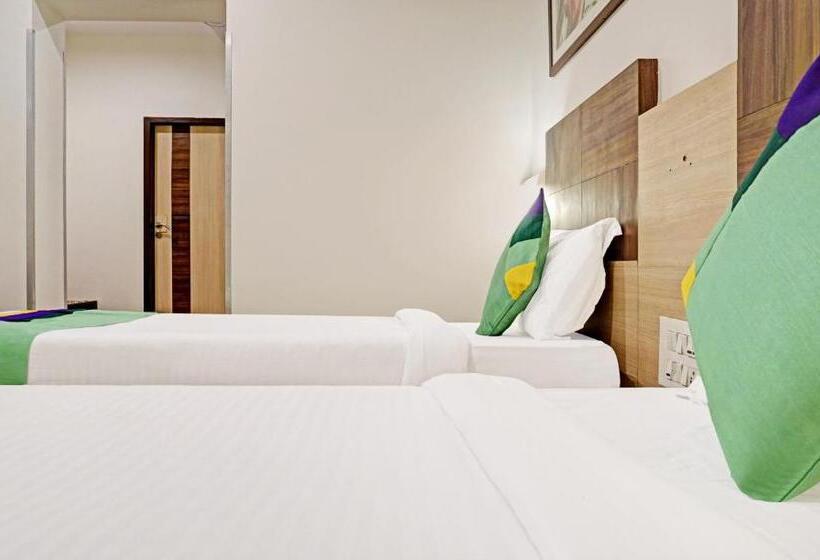 اتاق لوکس, Madhav International Pune Railway Station