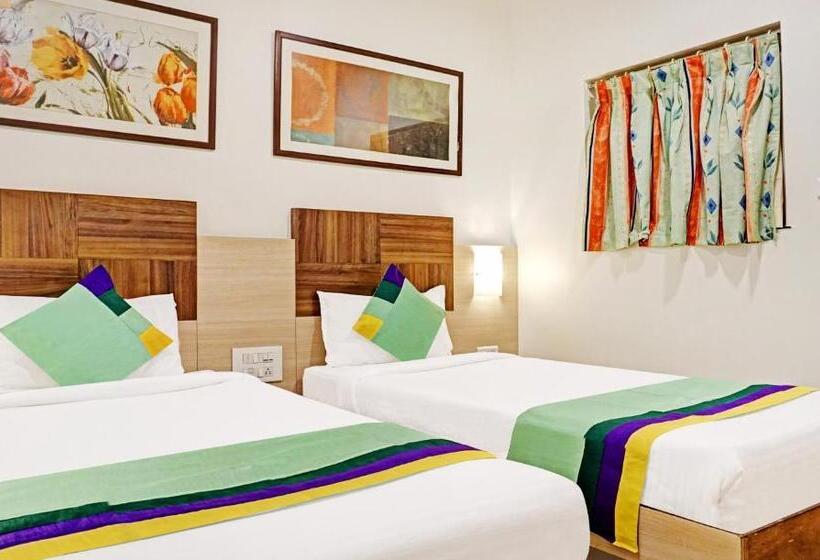 اتاق لوکس, Madhav International Pune Railway Station