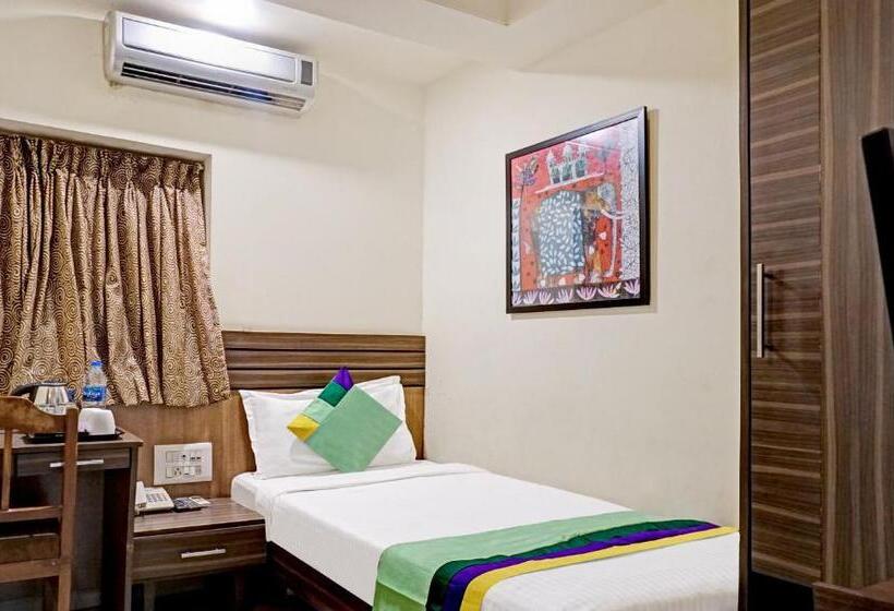 اتاق عادی یک تخته, Madhav International Pune Railway Station