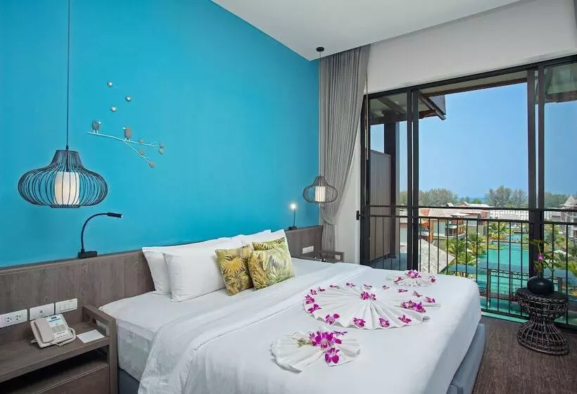 Deluxe-sviitti, Mai Khaolak Beach Resort & Spa   Tuiblue Mai Khaolak