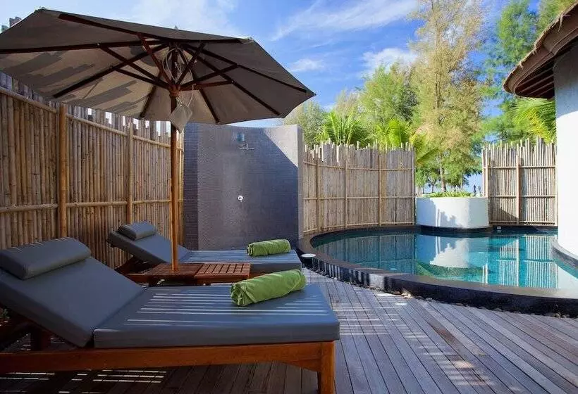 Villa 1 Makuuhuone Puutarhanäkymä, Mai Khaolak Beach Resort & Spa   Tuiblue Mai Khaolak