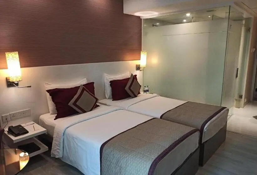 スーペリアールーム, Majestic Court Sarovar Portico Navi Mumbai
