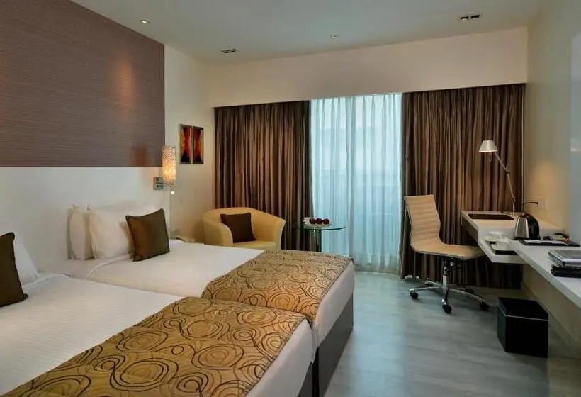 スーペリアールーム, Majestic Court Sarovar Portico Navi Mumbai
